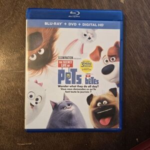 Disney The Secret Life of Pets Blu-ray + DVD (blue case)